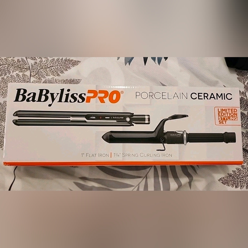 BaByliss PRO Porcelain Ceramic 1¼" Spring Curling Iron ONLY Limited Edition
